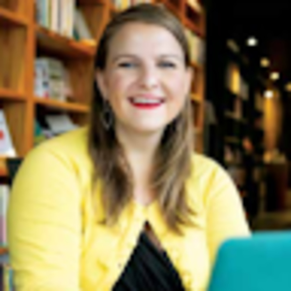 Meet your Posher, Elena